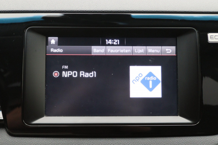 Kia Niro 1.6 GDi Hybrid DynamicLine Automaat Camera, Apple Carplay, LED, Rijstrooksensor, Climate, PDC