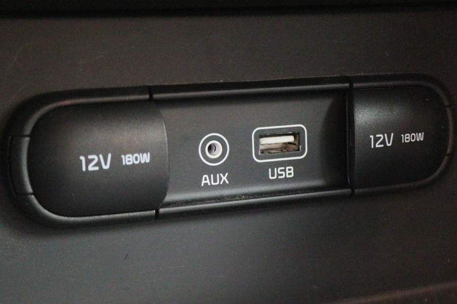 Kia Niro 1.6 GDi Hybrid DynamicLine Automaat Camera, Apple Carplay, LED, Rijstrooksensor, Climate, PDC