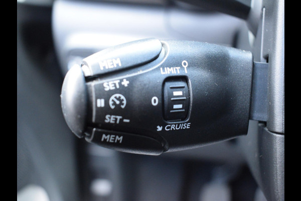 Citroën C3 1.2 PureTech Shine ACHTERUITRIJCAMERA | NAVIGATIE | E.C.C. |