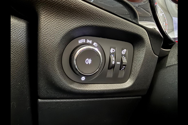 Opel Corsa 1.2 Edition 2-tone, NAP, 1e eigenaar, CarPlay, LED, Camera, PDC