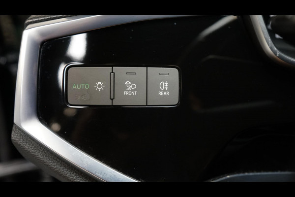 Audi Q3 Sportback 35 TFSI 3x S-Line Black Optik AUTOMAAT-ACC-CAMERA-DRIVE SELECT-KEYLESS-MATRIX LED-NAVIGATIE