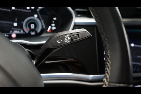 Audi Q3 Sportback 35 TFSI 3x S-Line Black Optik AUTOMAAT-ACC-CAMERA-DRIVE SELECT-KEYLESS-MATRIX LED-NAVIGATIE
