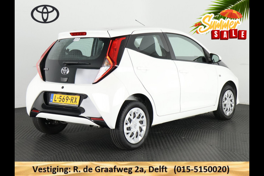 Toyota Aygo 1.0 VVT-i X-Play | Dealer onderhouden | Apple Carplay & AndroidAUTO | Airco | 1e eigenaar