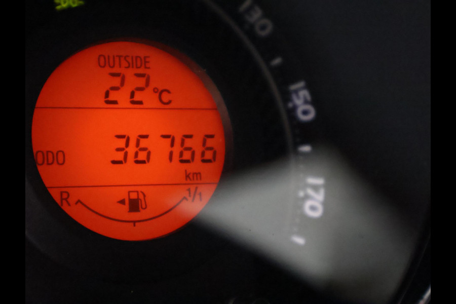 Toyota Aygo 1.0 VVT-i X-Play | Dealer onderhouden | Apple Carplay & AndroidAUTO | Airco | 1e eigenaar