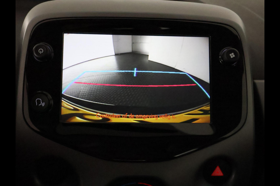 Toyota Aygo 1.0 VVT-i X-Play | Dealer onderhouden | Apple Carplay & AndroidAUTO | Airco | 1e eigenaar