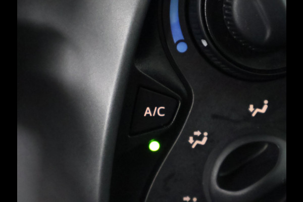 Toyota Aygo 1.0 VVT-i X-Play | Dealer onderhouden | Apple Carplay & AndroidAUTO | Airco | 1e eigenaar