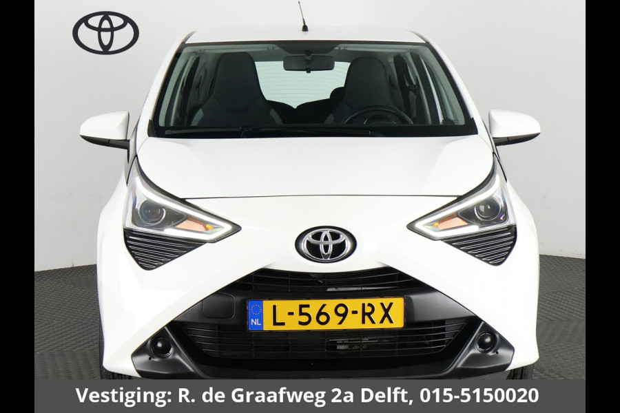 Toyota Aygo 1.0 VVT-i X-Play | Dealer onderhouden | Apple Carplay & AndroidAUTO | Airco | 1e eigenaar