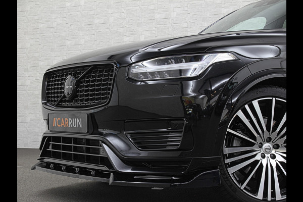 Volvo XC90 T8 R 455PK Long Range Ultimate Dark | Luchtvering | Bowers & Wilkins | 360 Camera | Panorama | Pilot-Assist | R-Design | ACC | Stoelventilatie | Trekhaak | Head-Up | Keyless-Entry | Sportstoelen | Memory | Standkachel | Stuurverwarming | Full-LED | Zonwering | BLIS | Carplay |