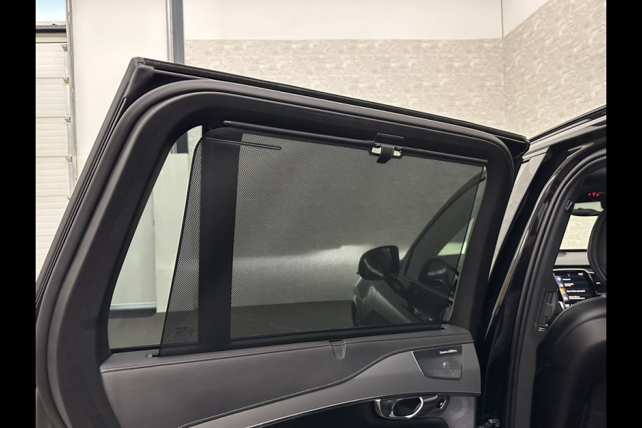 Volvo XC90 T8 R 455PK Long Range Ultimate Dark | Luchtvering | Bowers & Wilkins | 360 Camera | Panorama | Pilot-Assist | R-Design | ACC | Stoelventilatie | Trekhaak | Head-Up | Keyless-Entry | Sportstoelen | Memory | Standkachel | Stuurverwarming | Full-LED | Zonwering | BLIS | Carplay |