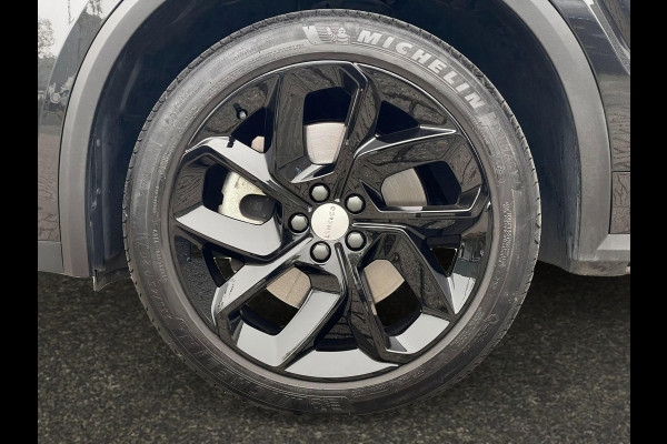 Lynk & Co RS Shadow Edition 01 1.5 262PK Trekhaak Pano 360° Navi Adapt cruise 262PK Elekr. Achterklep
