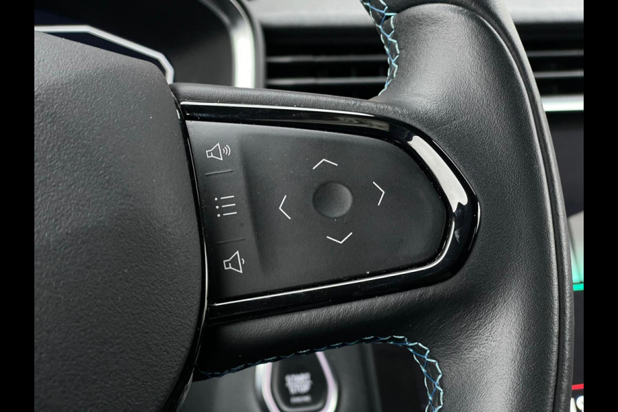 Lynk & Co RS Shadow Edition 01 1.5 262PK Trekhaak Pano 360° Navi Adapt cruise 262PK Elekr. Achterklep