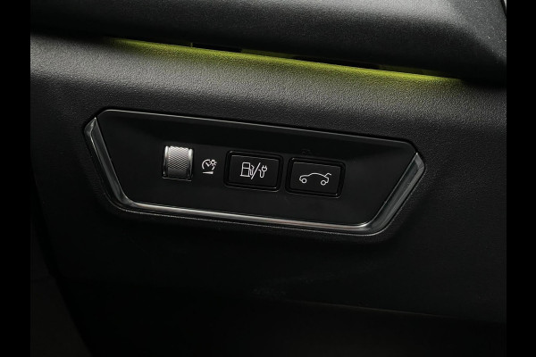 Lynk & Co RS Shadow Edition 01 1.5 262PK Trekhaak Pano 360° Navi Adapt cruise 262PK Elekr. Achterklep