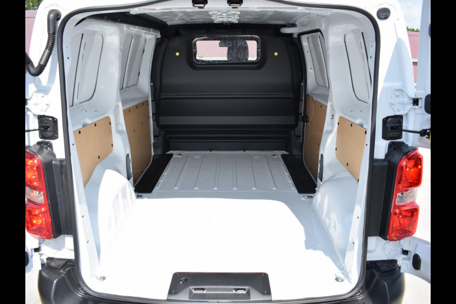 Peugeot e-Expert EV L2 75 kWh | 0% rente | Apple Carplay | parkeersensoren + camera | navigatie | rijklaarprijs