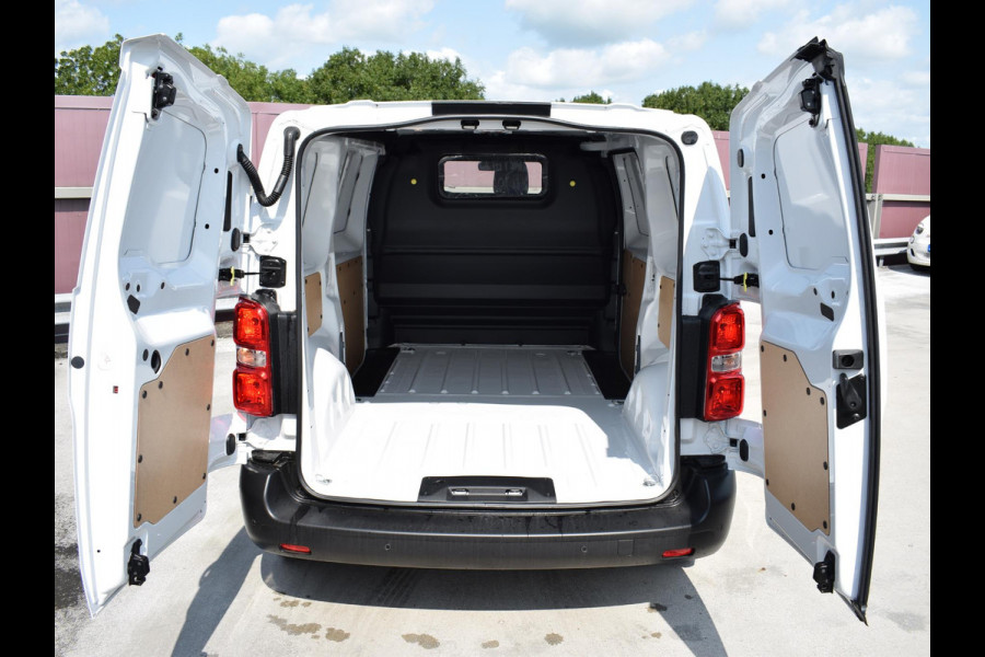 Peugeot e-Expert EV L2 75 kWh | 0% rente | Apple Carplay | parkeersensoren + camera | navigatie | rijklaarprijs