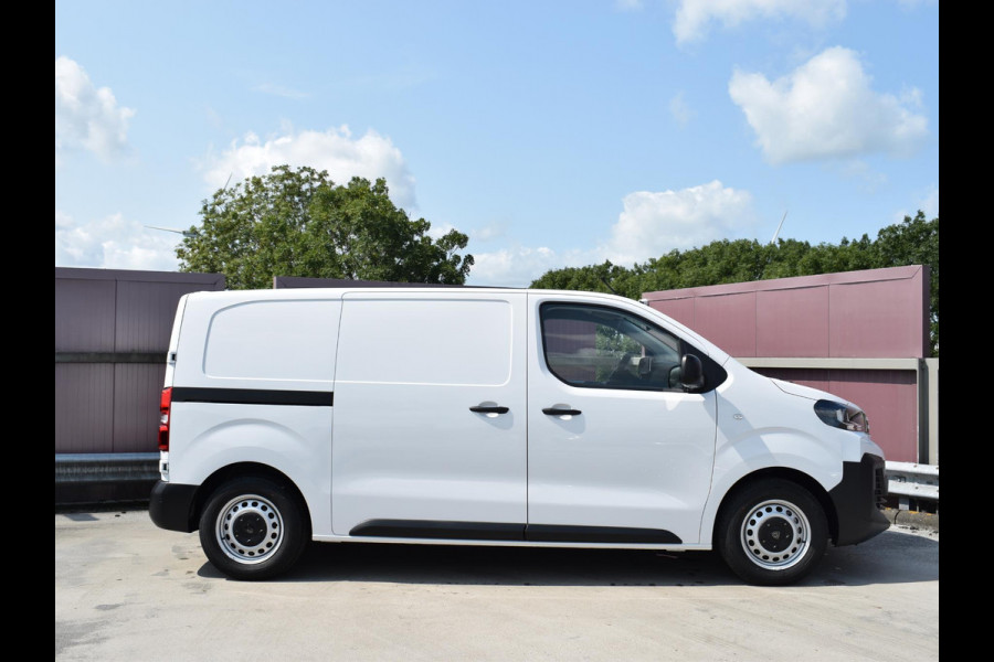 Peugeot e-Expert EV L2 75 kWh | 8 jaar garantie | Apple Carplay | parkeersensoren + camera | navigatie | rijklaarprijs