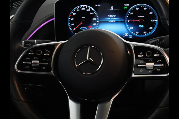 Mercedes-Benz EQC 400 4MATIC Premium Plus 80 kWh | Wide-screen | Schuif-/Kanteldak | Navigatie | 360°camera |