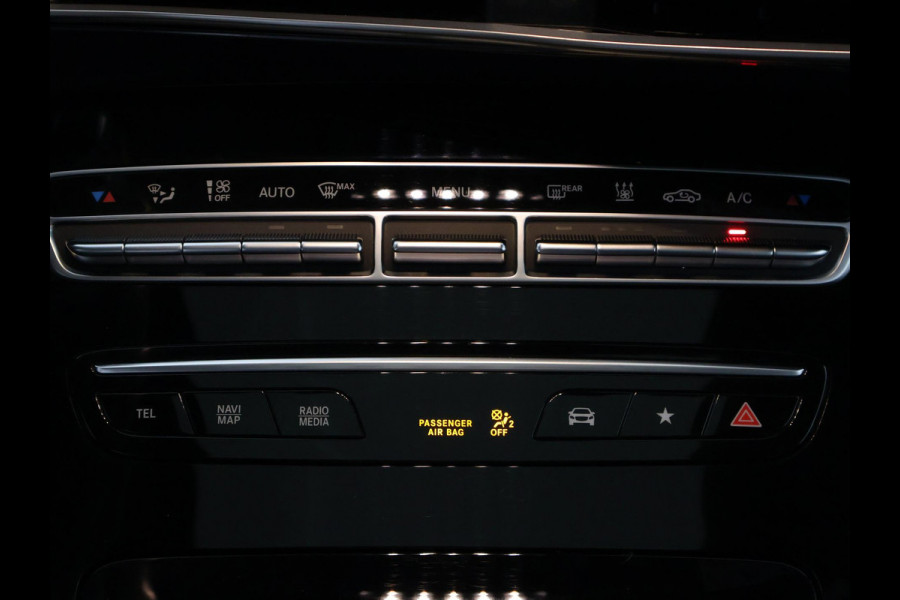 Mercedes-Benz EQC 400 4MATIC Premium Plus 80 kWh | Wide-screen | Schuif-/Kanteldak | Navigatie | 360°camera |