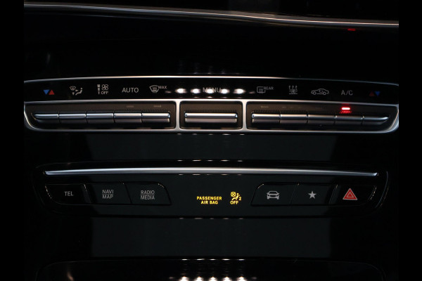 Mercedes-Benz EQC 400 4MATIC Premium Plus 80 kWh | Wide-screen | Schuif-/Kanteldak | Navigatie | 360°camera |
