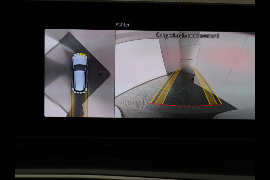 Mercedes-Benz EQC 400 4MATIC Premium Plus 80 kWh | Wide-screen | Schuif-/Kanteldak | Navigatie | 360°camera |