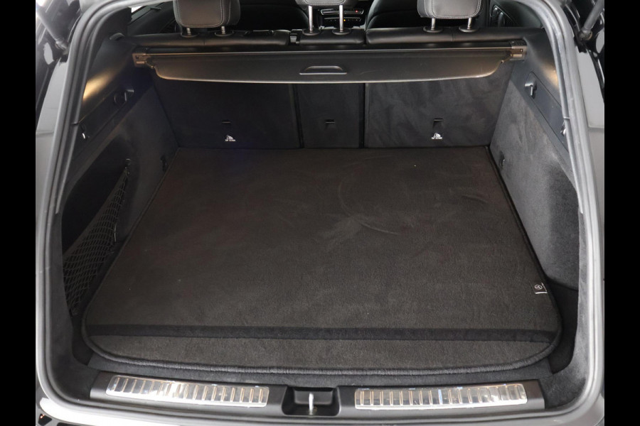 Mercedes-Benz EQC 400 4MATIC Premium Plus 80 kWh | Wide-screen | Schuif-/Kanteldak | Navigatie | 360°camera |