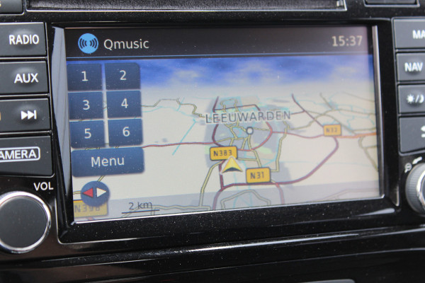 Nissan Juke 1.2-116pk DIG-T S/S Acenta. Zeer nette en goed onderhouden hoogzitter ! Autm. airco, camera, trekhaak, LM wielen, airco, cruise control, navigatie, telefoonvoorb., All season banden, privacy glass etc