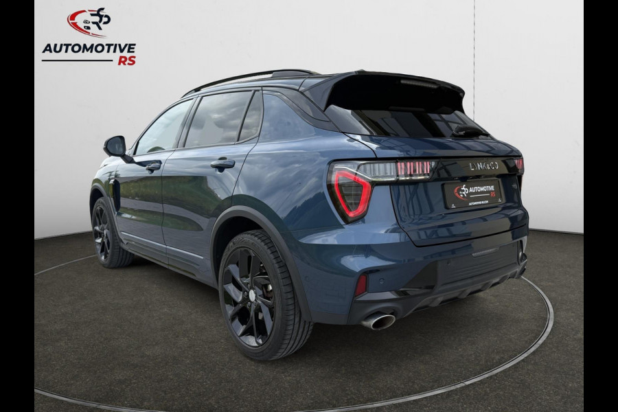 Lynk & Co RS Shadow Edition 01 1.5 262PK Trekhaak Pano 360° Navi Adapt cruise 262PK Elekr. Achterklep