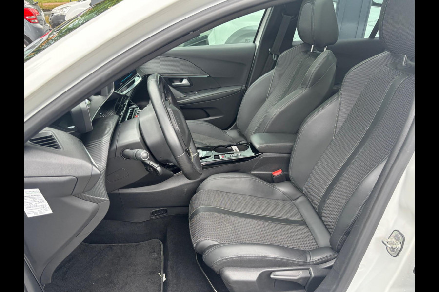 Peugeot e-208 EV GT Pack 50 kWh | Aviloo 92% | 12 maanden BOVAG garantie! |