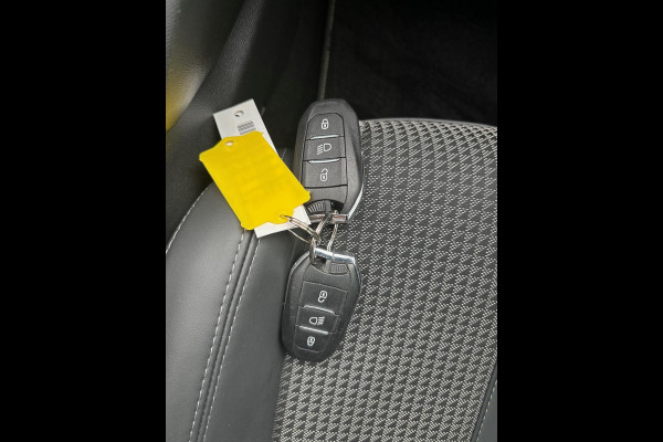 Peugeot e-208 EV GT Pack 50 kWh | Aviloo 92% | 12 maanden BOVAG garantie! |