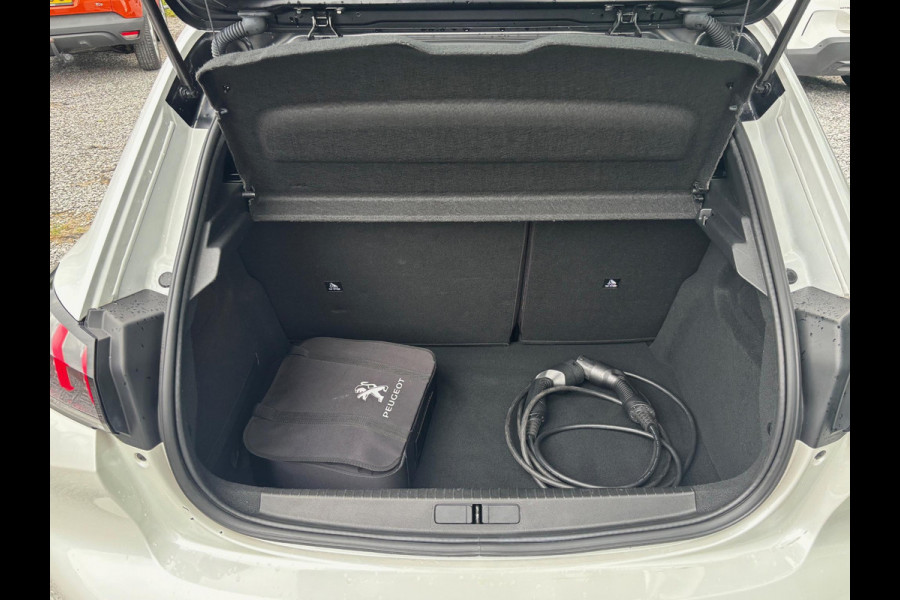 Peugeot e-208 EV GT Pack 50 kWh | Aviloo 92% | 12 maanden BOVAG garantie! |