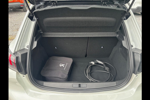 Peugeot e-208 EV GT Pack 50 kWh | Aviloo 92% | 12 maanden BOVAG garantie! |