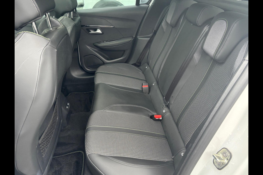 Peugeot e-208 EV GT Pack 50 kWh | Aviloo 92% | 12 maanden BOVAG garantie! |