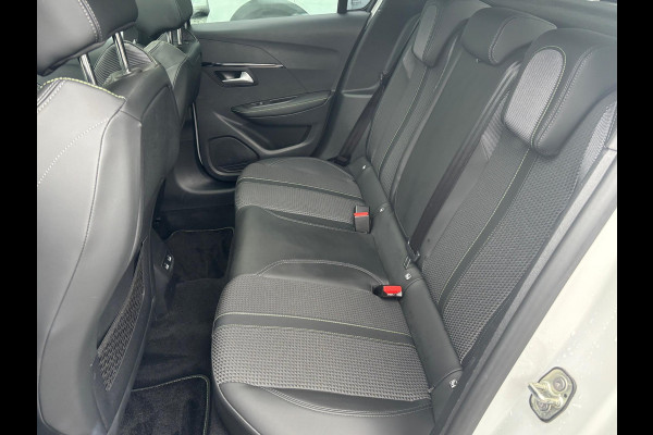 Peugeot e-208 EV GT Pack 50 kWh | Aviloo 92% | 12 maanden BOVAG garantie! |