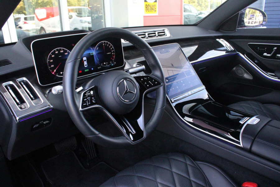 Mercedes-Benz S-Klasse 580e 4MATIC AMG LINE 510PK | PANORAMISCH SCHUIF / KANTELDAK | 360° CAMERA | BURMESTER PREMIUM AUDIO | NAPPA LEDEREN BEKLEDING | VOORSTOELEN ELEKTRISCH VERSTELBAAR MET GEHEUGEN | VOORSTOELEN EN ACHTERBANK GEVENTILEERD / VERWARMD | MBUX AUGMENT REALITY NAVIGATIE / HEAD UPP DISPLAY | MULTIMEDIA MBUX ( ACHTERBANK TABLET | ZWARTE HEMEL BEKLEDING | AIRBALANCE PAKKET (LUCHTREINIGING SYSTEEM) | MEESTURENDE ACHTERAS |  4 ZONE CLIMATE CONTROL |  ADAPTIVE RUITERWISSER ISTALLATIE  ( MAGIC  VISION CONTROL) |