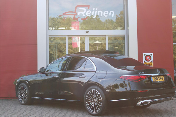 Mercedes-Benz S-Klasse 580e 4MATIC AMG LINE 510PK | PANORAMISCH SCHUIF / KANTELDAK | 360° CAMERA | BURMESTER PREMIUM AUDIO | NAPPA LEDEREN BEKLEDING | VOORSTOELEN ELEKTRISCH VERSTELBAAR MET GEHEUGEN | VOORSTOELEN EN ACHTERBANK GEVENTILEERD / VERWARMD | MBUX AUGMENT REALITY NAVIGATIE / HEAD UPP DISPLAY | MULTIMEDIA MBUX ( ACHTERBANK TABLET | ZWARTE HEMEL BEKLEDING | AIRBALANCE PAKKET (LUCHTREINIGING SYSTEEM) | MEESTURENDE ACHTERAS |  4 ZONE CLIMATE CONTROL |  ADAPTIVE RUITERWISSER ISTALLATIE  ( MAGIC  VISION CONTROL) |