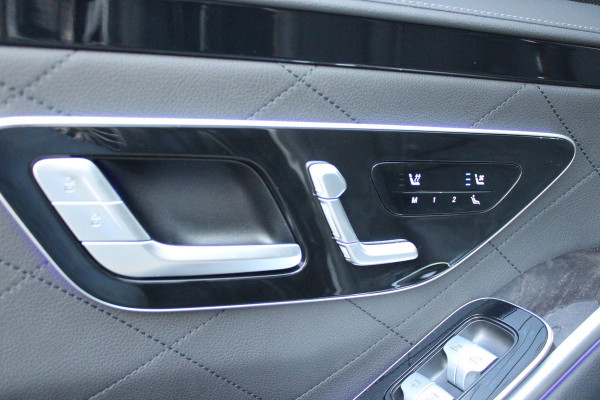 Mercedes-Benz S-Klasse 580e 4MATIC AMG LINE 510PK | PANORAMISCH SCHUIF / KANTELDAK | 360° CAMERA | BURMESTER PREMIUM AUDIO | NAPPA LEDEREN BEKLEDING | VOORSTOELEN ELEKTRISCH VERSTELBAAR MET GEHEUGEN | VOORSTOELEN EN ACHTERBANK GEVENTILEERD / VERWARMD | MBUX AUGMENT REALITY NAVIGATIE / HEAD UPP DISPLAY | MULTIMEDIA MBUX ( ACHTERBANK TABLET | ZWARTE HEMEL BEKLEDING | AIRBALANCE PAKKET (LUCHTREINIGING SYSTEEM) | MEESTURENDE ACHTERAS |  4 ZONE CLIMATE CONTROL |  ADAPTIVE RUITERWISSER ISTALLATIE  ( MAGIC  VISION CONTROL) |