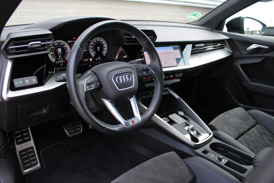 Audi A3 Sportback 40 TFSI e S-Line | Alcantara | Adapt. Cruise | Afn. Trekhaak