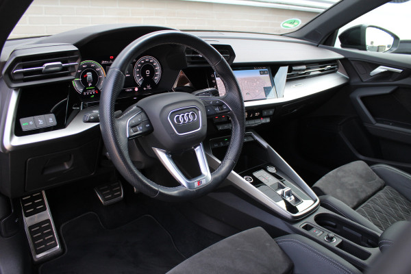 Audi A3 Sportback 40 TFSI e S-Line | Alcantara | Adapt. Cruise | Afn. Trekhaak