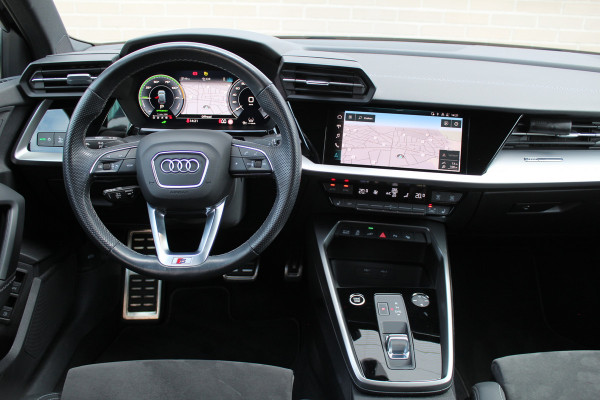 Audi A3 Sportback 40 TFSI e S-Line | Alcantara | Adapt. Cruise | Afn. Trekhaak