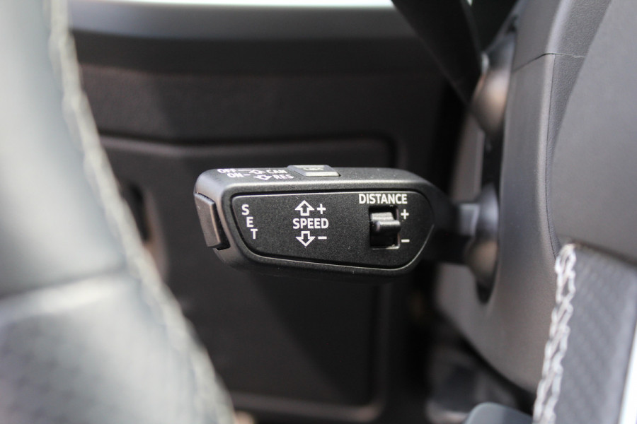 Audi A3 Sportback 40 TFSI e S-Line | Alcantara | Adapt. Cruise | Afn. Trekhaak