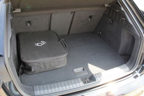 Audi A3 Sportback 40 TFSI e S-Line | Alcantara | Adapt. Cruise | Afn. Trekhaak