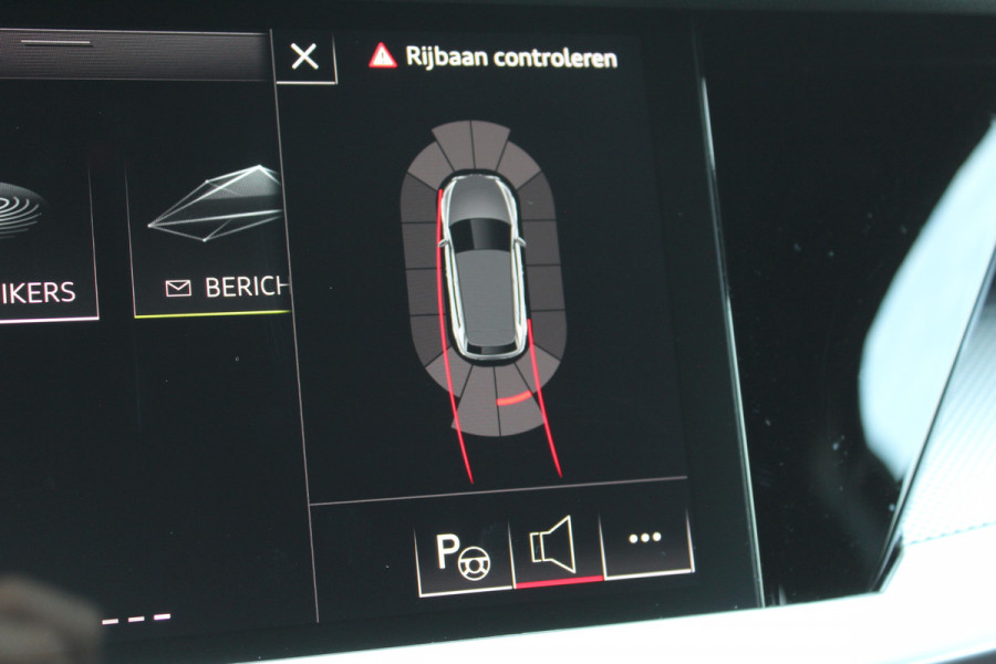 Audi A3 Sportback 40 TFSI e S-Line | Alcantara | Adapt. Cruise | Afn. Trekhaak