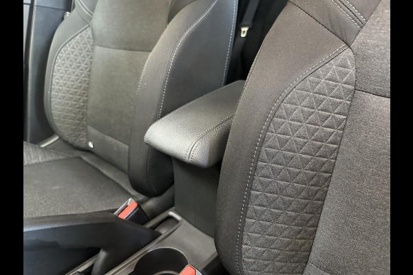 Renault Clio 1.0 TCe 100 R.S. Line | Navi | 16" | Clima | Stoelverwarming | Carplay |