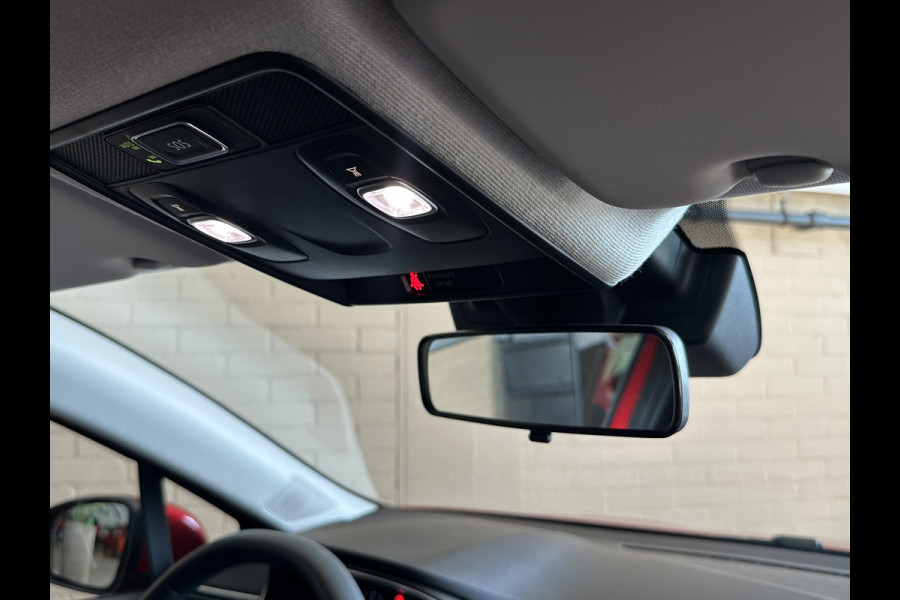 Renault Clio 1.0 TCe 100 R.S. Line | Navi | 16" | Clima | Stoelverwarming | Carplay |