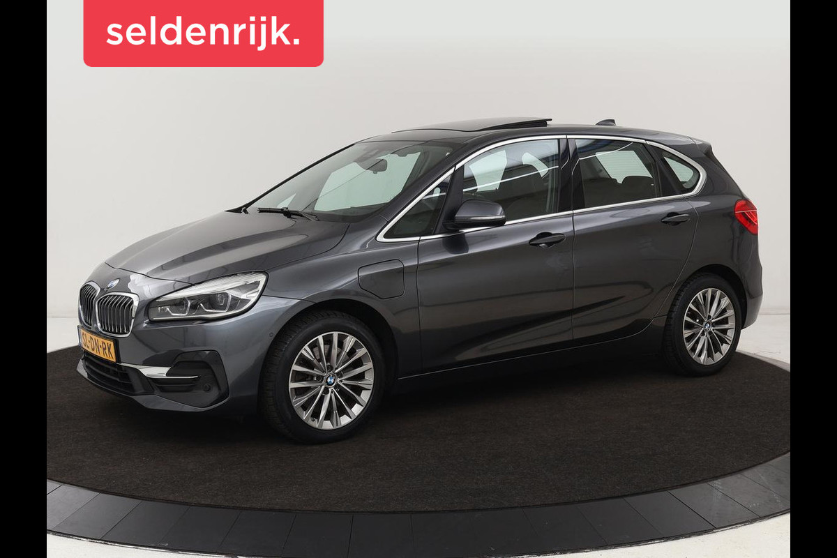 BMW 2 Serie Active Tourer 225xe iPerformance Luxury Line | Panoramadak | Leder | Head-Up | Camera | Keyless | Navigatie | Park Assist | Adaptief LED BMW 2 Serie Active Tourer 225xe iPerformance Luxury Line | Panoramadak | Leder | Head-Up | Camera | Keyless | Navigatie | Park Assist | Adaptief LED