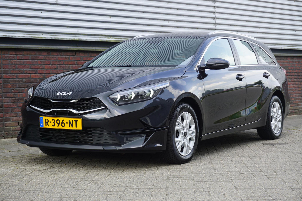 Kia Ceed Sportswagon 1.0 T-GDi 120PK DynamicLine/Geen Importauto/ Direct beschikbaar!! Kia Ceed Sportswagon 1.0 T-GDi 120PK DynamicLine/Geen Importauto/ Direct beschikbaar!!
