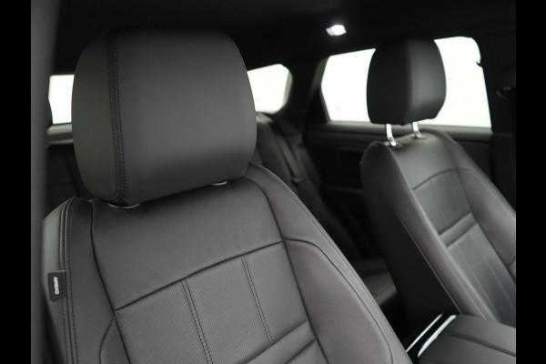 Land Rover Range Rover Evoque P300e AWD R-Dynamic Plug In Hybrid PHEV | Adaptive Cruise | Head Up Lederen Sportstoelen Memory | 20"L.M | Stuur & Stoelverwarming | Keyless | Apple Carplay |