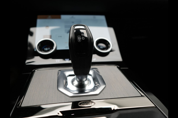 Land Rover Range Rover Evoque P300e AWD R-Dynamic Plug In Hybrid PHEV | Adaptive Cruise | Head Up Lederen Sportstoelen Memory | 20"L.M | Stuur & Stoelverwarming | Keyless | Apple Carplay |