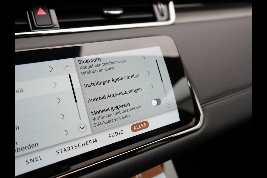 Land Rover Range Rover Evoque P300e AWD R-Dynamic Plug In Hybrid PHEV | Adaptive Cruise | Head Up Lederen Sportstoelen Memory | 20"L.M | Stuur & Stoelverwarming | Keyless | Apple Carplay |