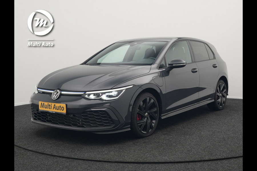 Volkswagen Golf GTE 245pk Plug In Hybrid Black Optic PHEV | Adaptive Cruise  | Camera | IQ Light | Sportstoelen Verwarmd | 18"L.M | Virtual | Apple Carplay | Sfeerverlichting | Keyless |