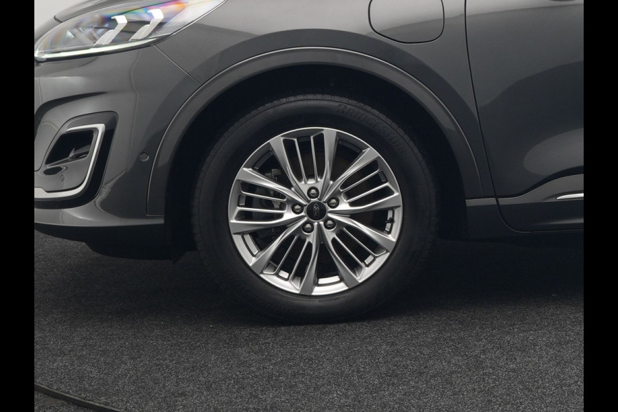 Ford Kuga Vignale Plug in Hybrid 225pk PHEV | Panodak | Head Up | Adaptive Cruise | 360 Camera | Lederen Sportstoelen Memory & Verwarmd | Apple Carplay | Bang&Olufsen | Navigatie | Pilot Assist | Virtual | DAB | Blis |